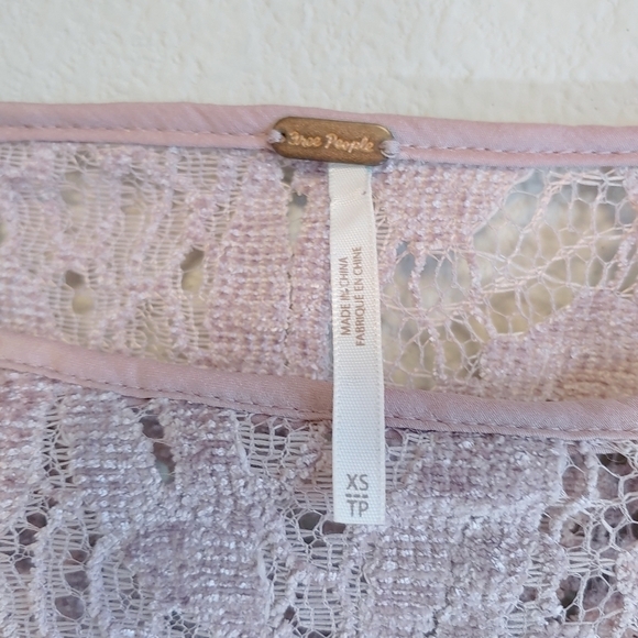 Free People Ruby Mauve Crochet Lace Boho Victorian Mini Dress Sz XS Fairycore - Picture 6 of 9